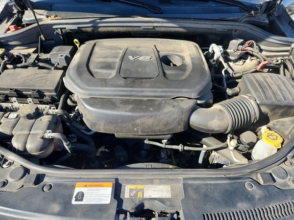 2016 JEEP CHEROKEE Laredo — Engine bay