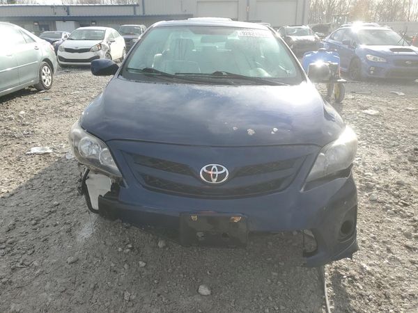 2013 TOYOTA COROLLA