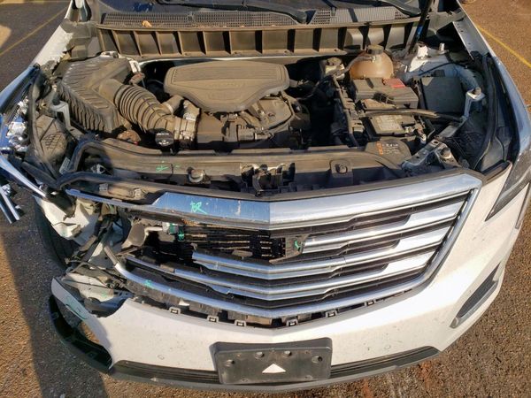 2017 CADILLAC XT5