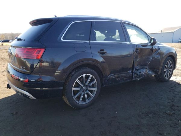 2017 AUDI Q7