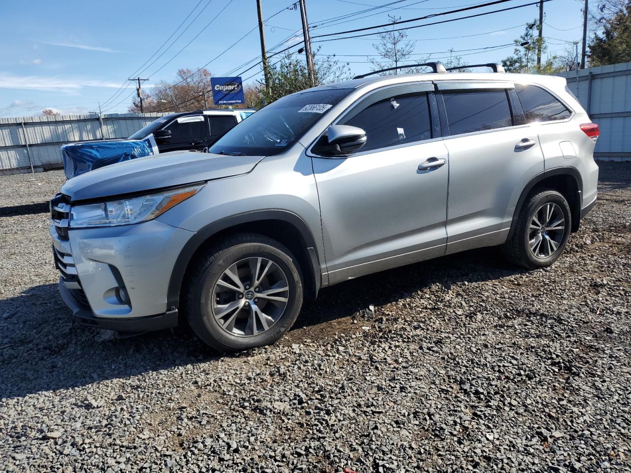 2017 TOYOTA HIGHLANDER LE/LE Plus