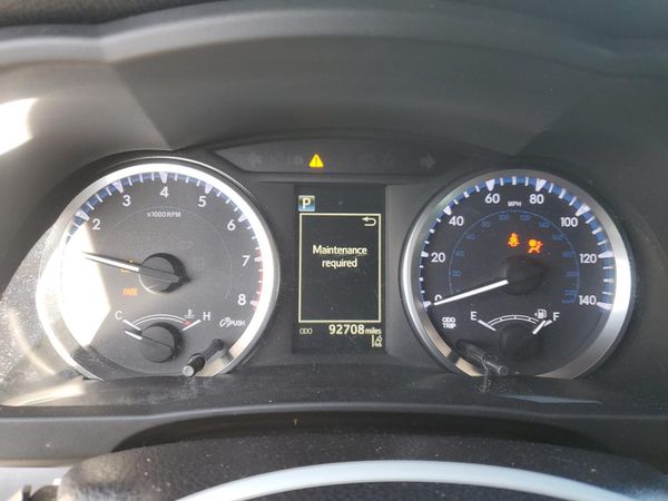 2017 TOYOTA HIGHLANDER LE/LE Plus