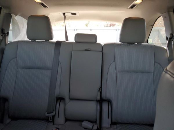 2017 TOYOTA HIGHLANDER LE/LE Plus