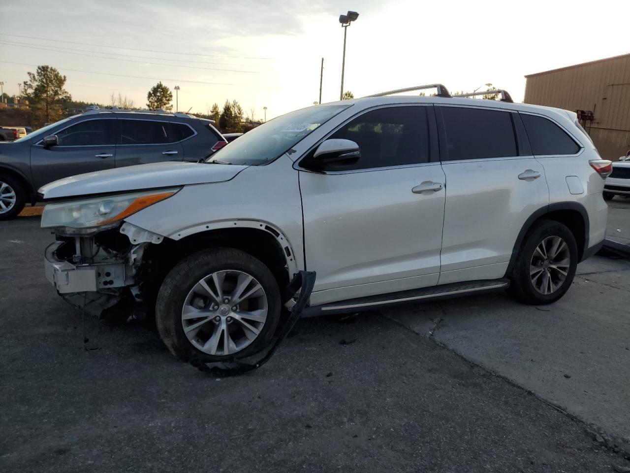 2015 TOYOTA HIGHLANDER