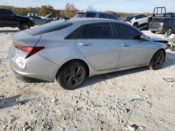 2021 HYUNDAI ELANTRA