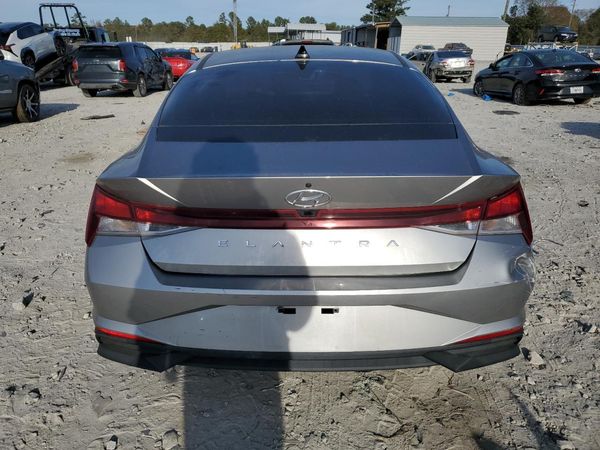 2021 HYUNDAI ELANTRA
