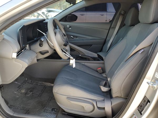 2021 HYUNDAI ELANTRA