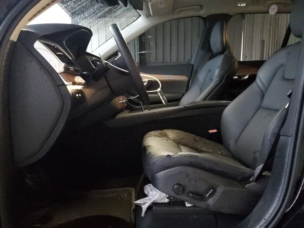 2024 VOLVO XC90 Plus Bright