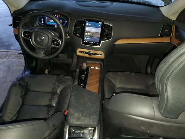 2024 VOLVO XC90 Plus Bright