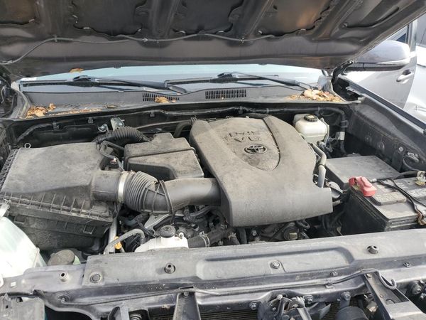 2021 TOYOTA TACOMA SR5