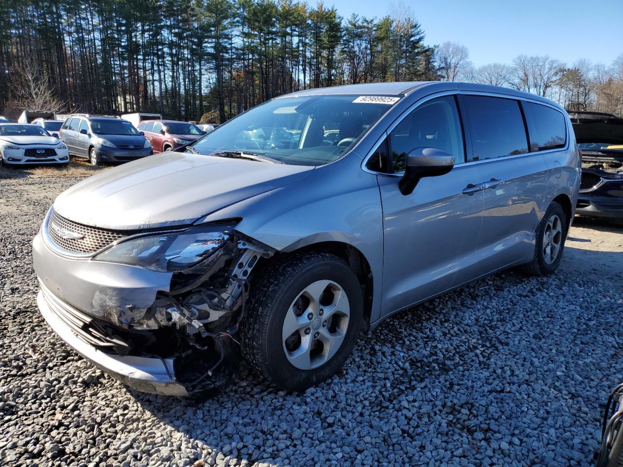 2017 CHRYSLER PACIFICA