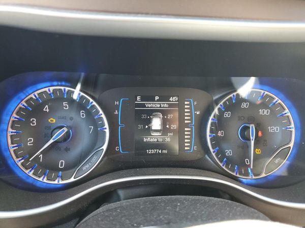 2017 CHRYSLER PACIFICA