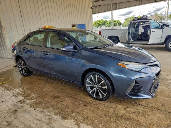 2017 TOYOTA COROLLA