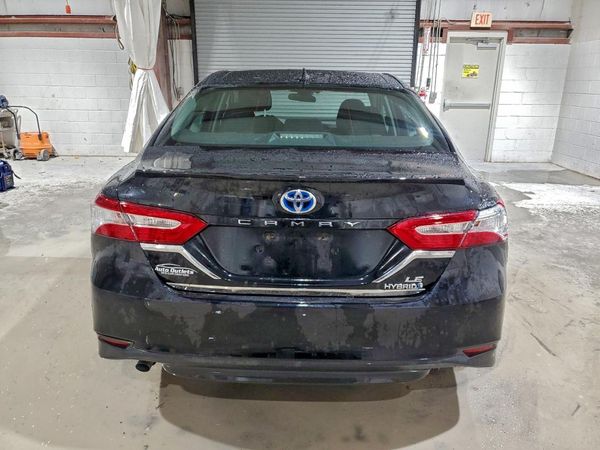 2020 TOYOTA CAMRY