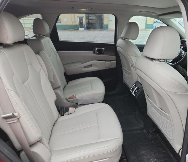 2022 KIA SORENTO EX