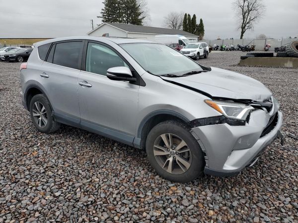 2018 TOYOTA RAV4 Adventure/XLE
