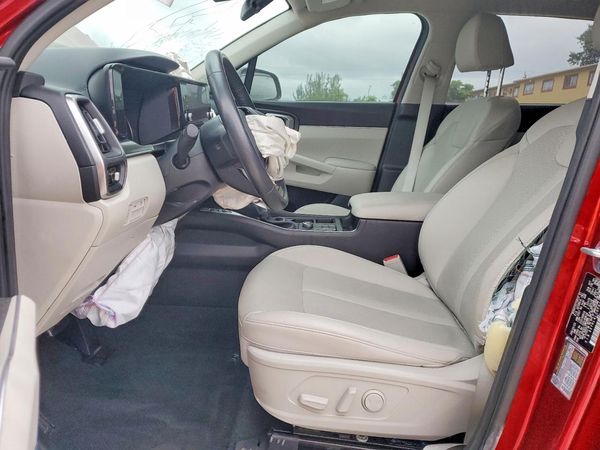 2023 KIA SORENTO