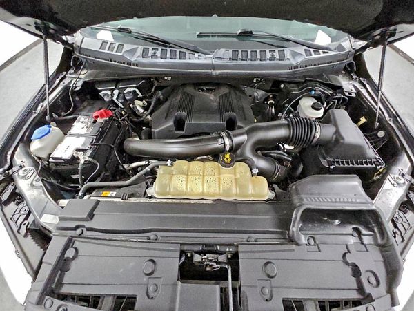 2020 FORD F150 — Engine bay
