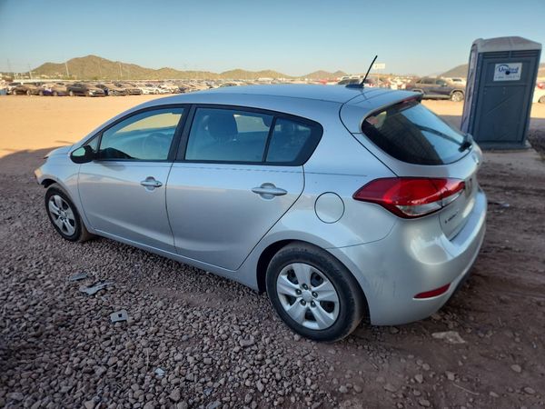 2017 KIA FORTE LX
