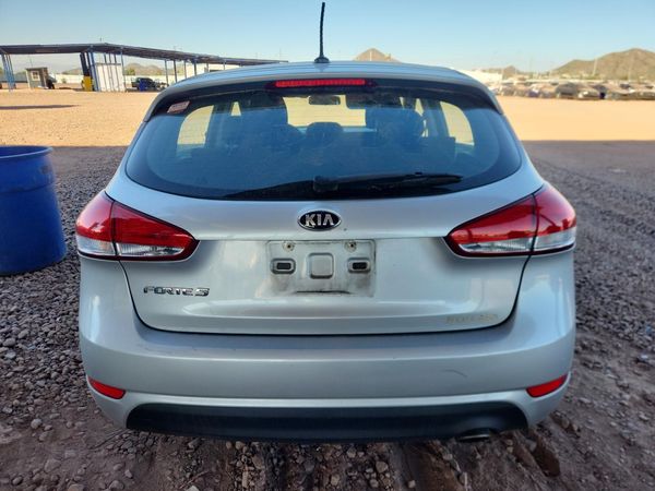 2017 KIA FORTE LX