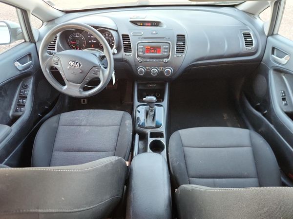 2017 KIA FORTE LX