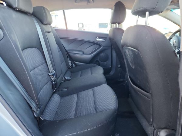 2017 KIA FORTE LX