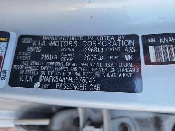 2017 KIA FORTE LX