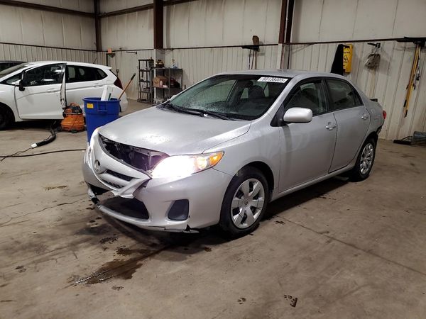 2012 TOYOTA COROLLA