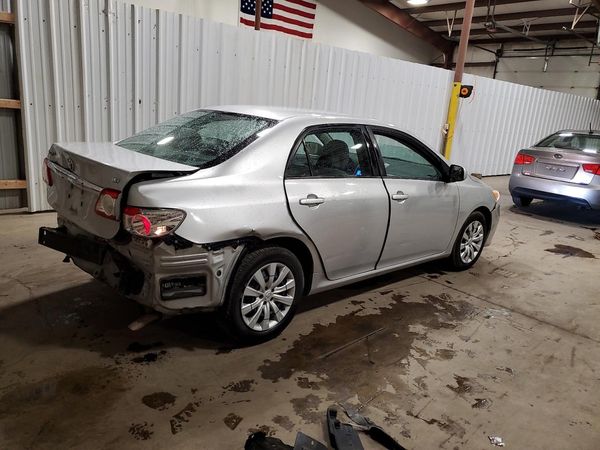2012 TOYOTA COROLLA