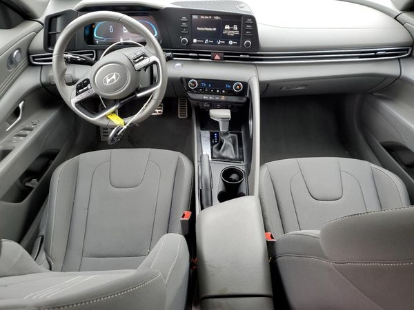 2025 HYUNDAI ELANTRA