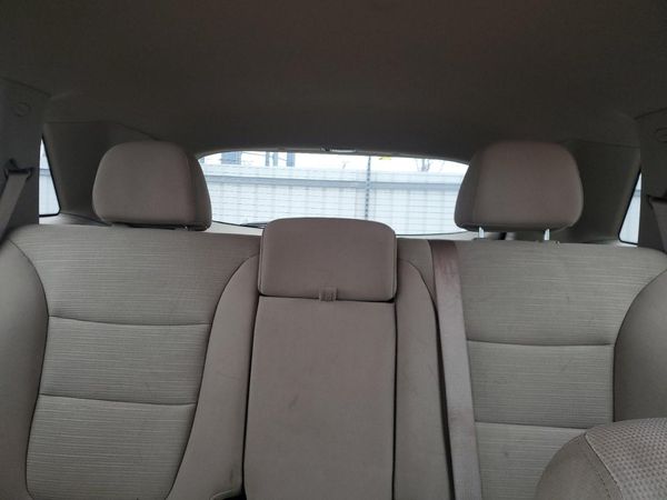2014 KIA SORENTO Base/ LX