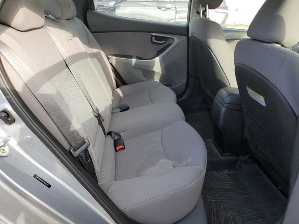 2015 HYUNDAI ELANTRA