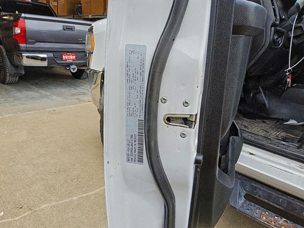 2022 RAM 3500 Tradesman — VINS