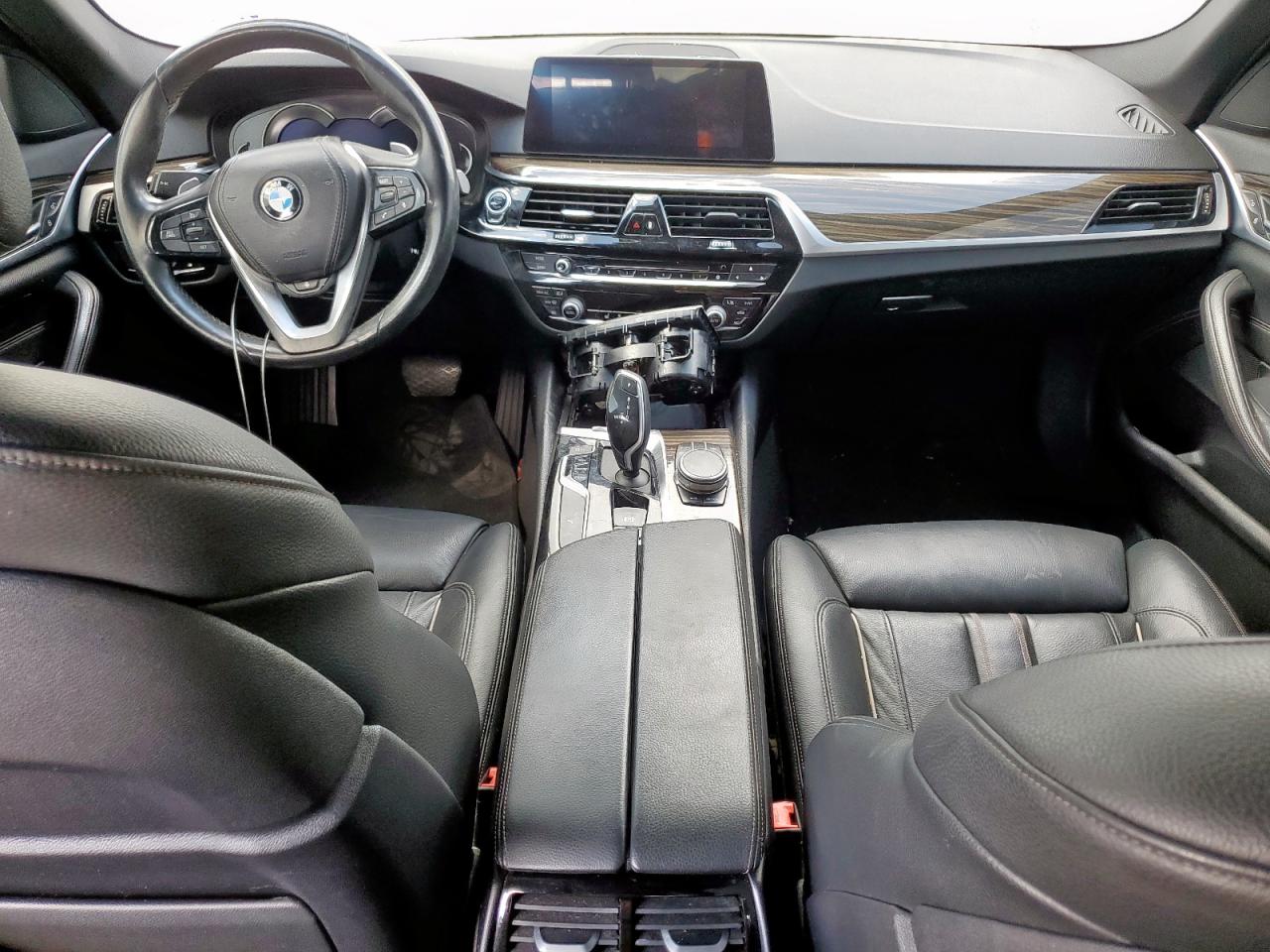 2019 BMW 530 XI xDrive