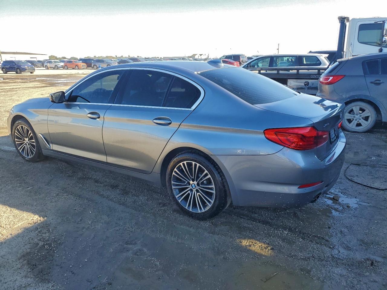 2019 BMW 530 XI xDrive