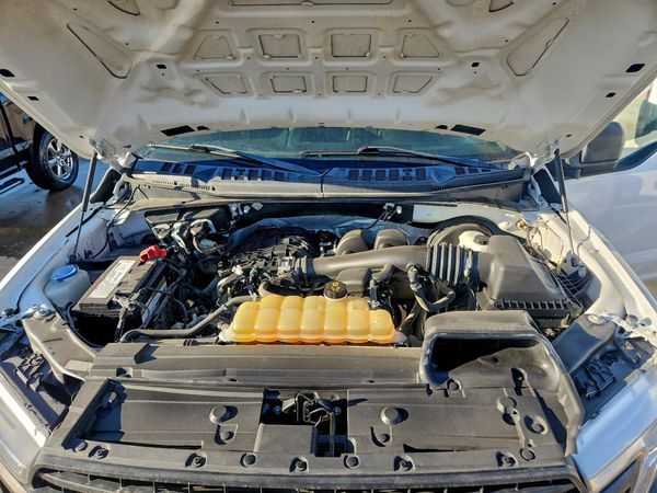 2020 FORD F-150 — Engine bay