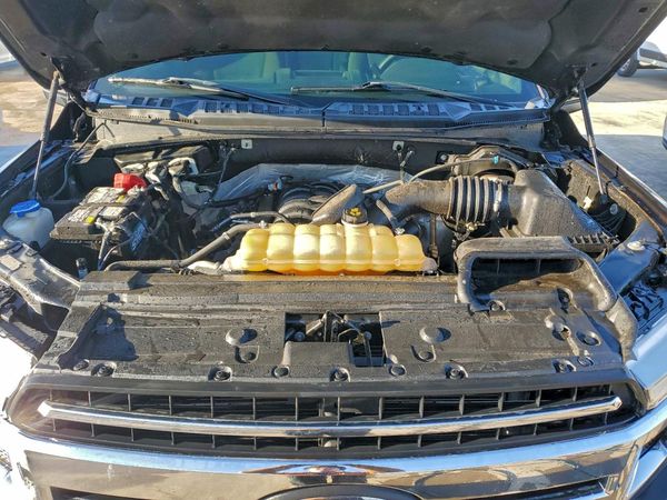 2020 FORD F-150 — Engine bay