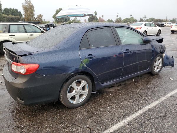 2012 TOYOTA COROLLA