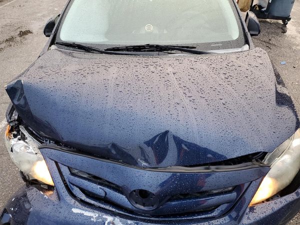 2012 TOYOTA COROLLA