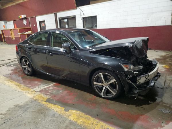 2017 LEXUS IS