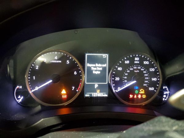 2017 LEXUS IS