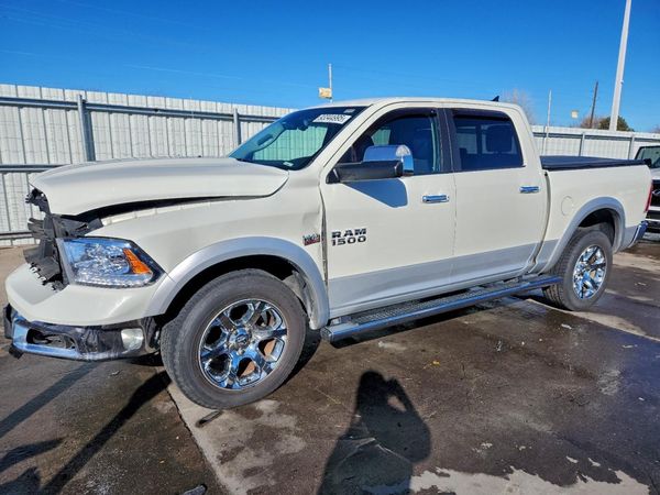 2016 RAM 1500 LARAMIE CREW CAB 4X4