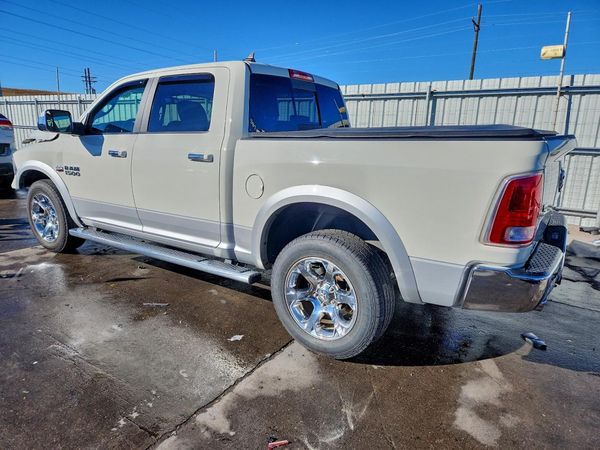 2016 RAM 1500 LARAMIE CREW CAB 4X4