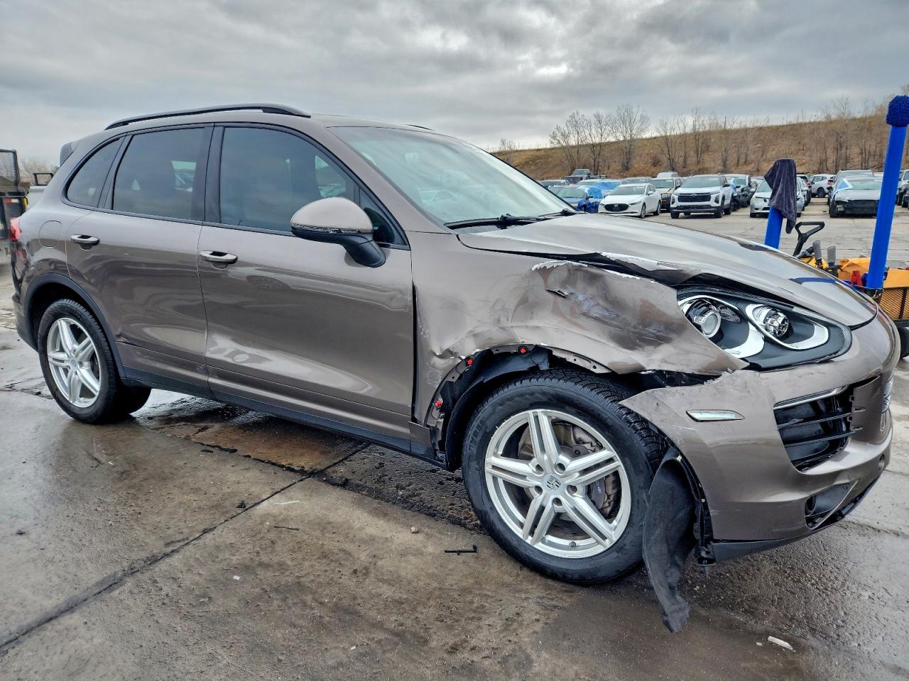 2016 PORSCHE CAYENNE