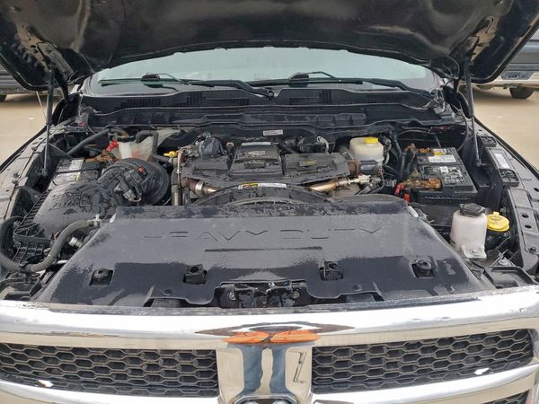 2018 RAM 2500 ST — Engine bay