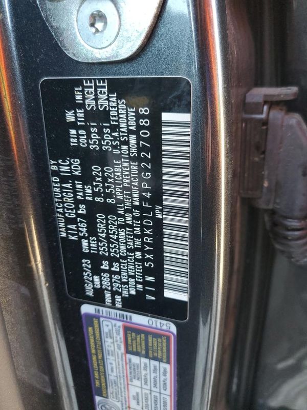 2023 KIA SORENTO
