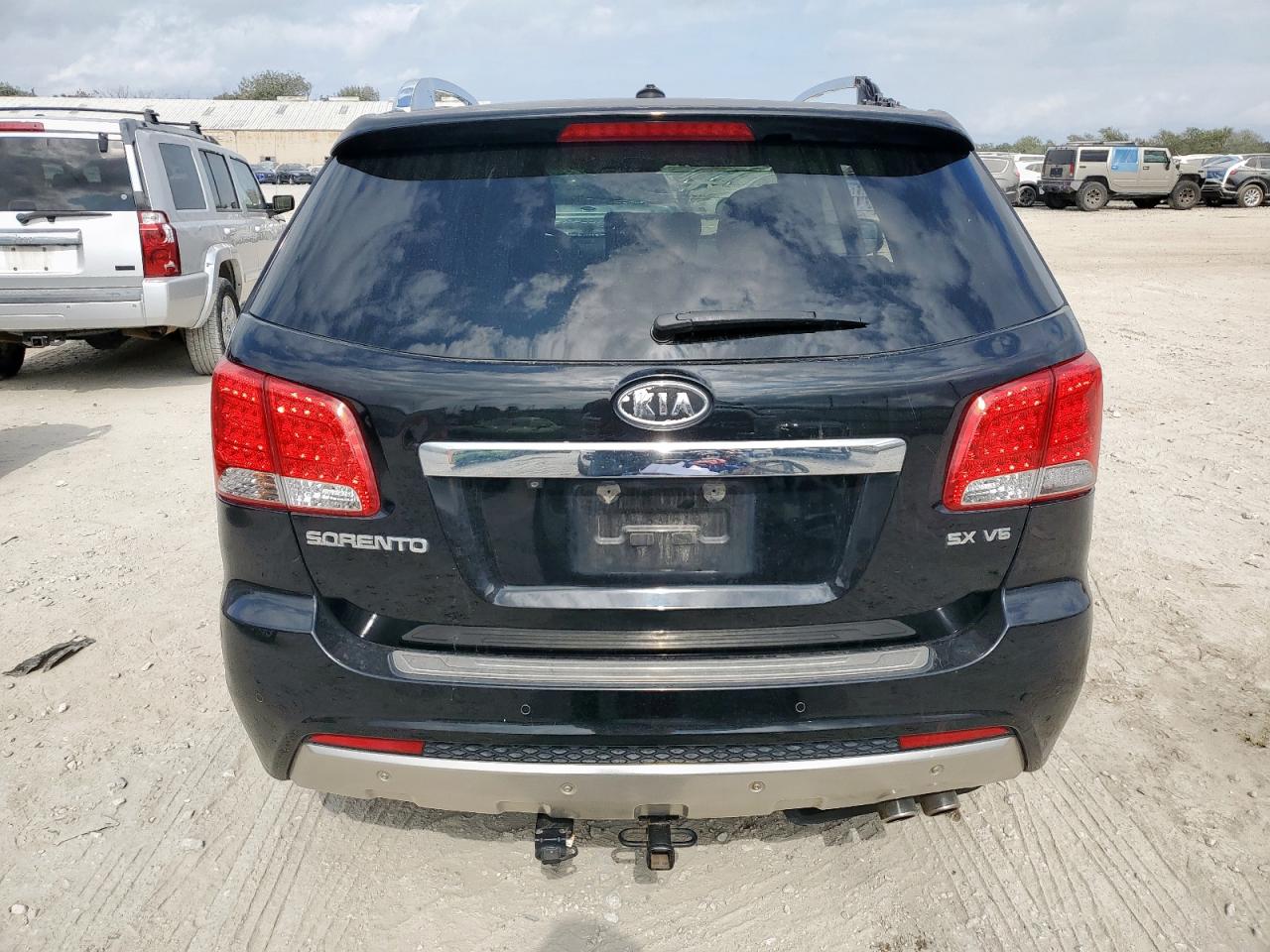 2013 KIA SORENTO SX