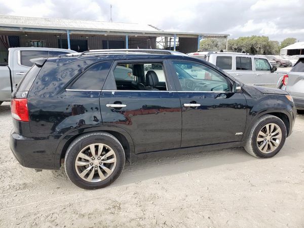 2013 KIA SORENTO SX
