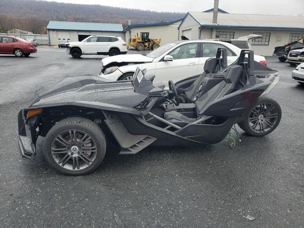 2015 POLARIS SLINGSHOT
