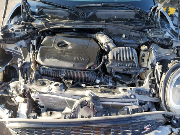 2023 MINI COOPER — Engine bay
